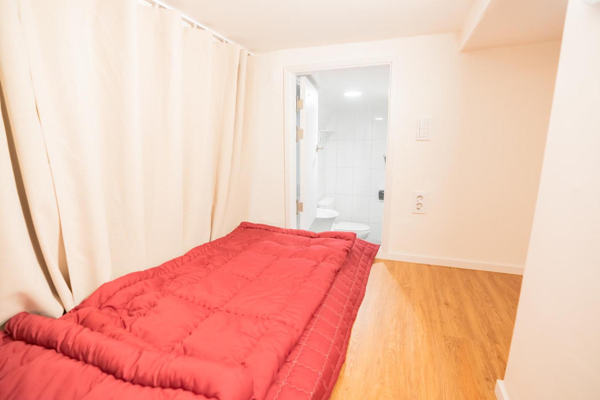Huayuanhouse Hq In Hongdae Hotel Сеул Екстериор снимка